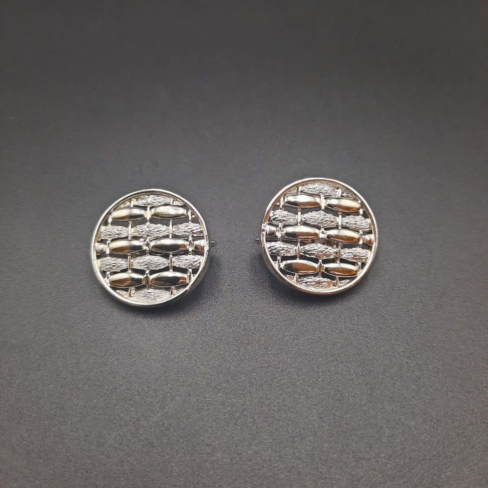 Vintage Coro Clip-on Earrings Round Wicker Design Silver‎ Tone Costume Jewelry